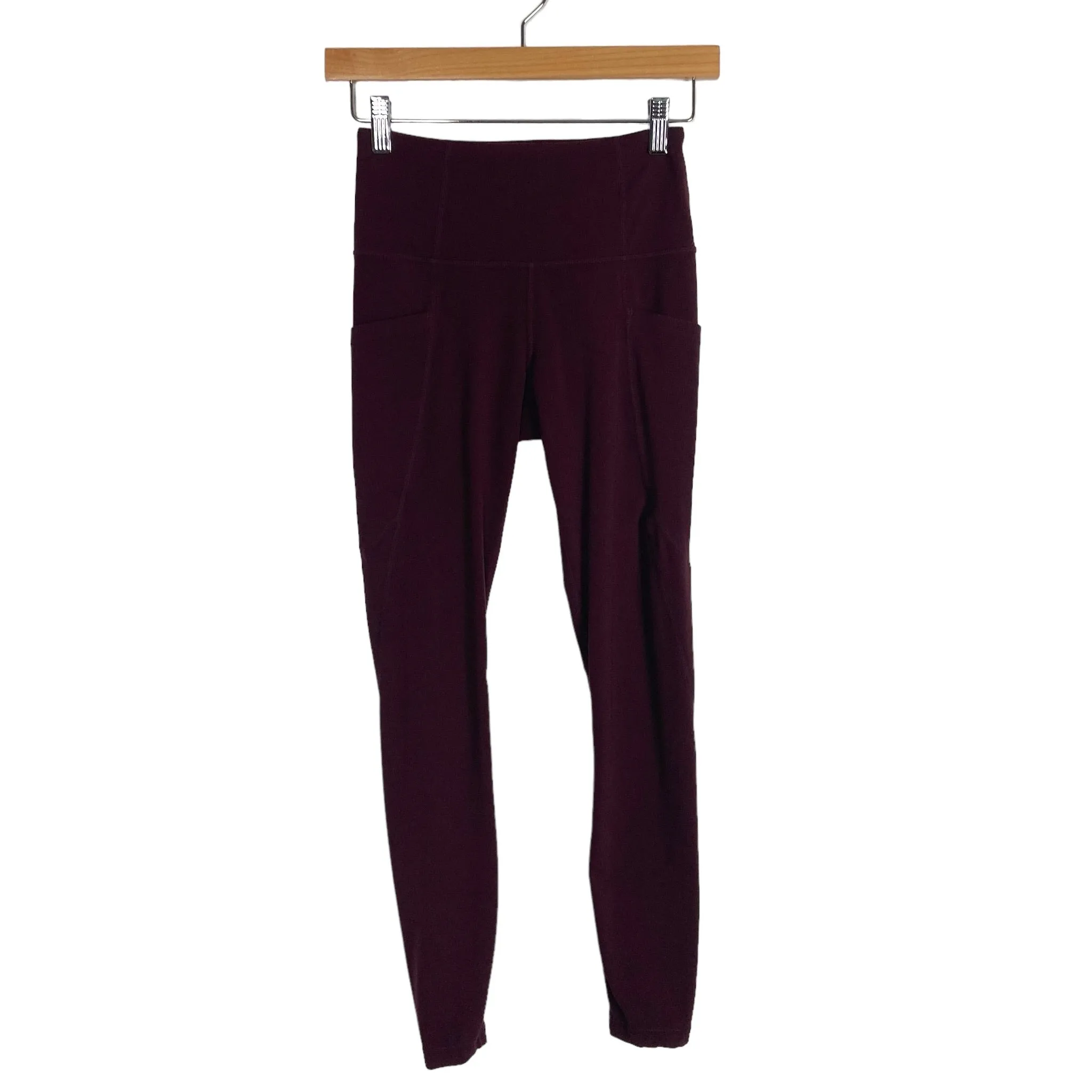 Athleta Wine with Side Pockets Leggings- Size XS (Inseam 26”)