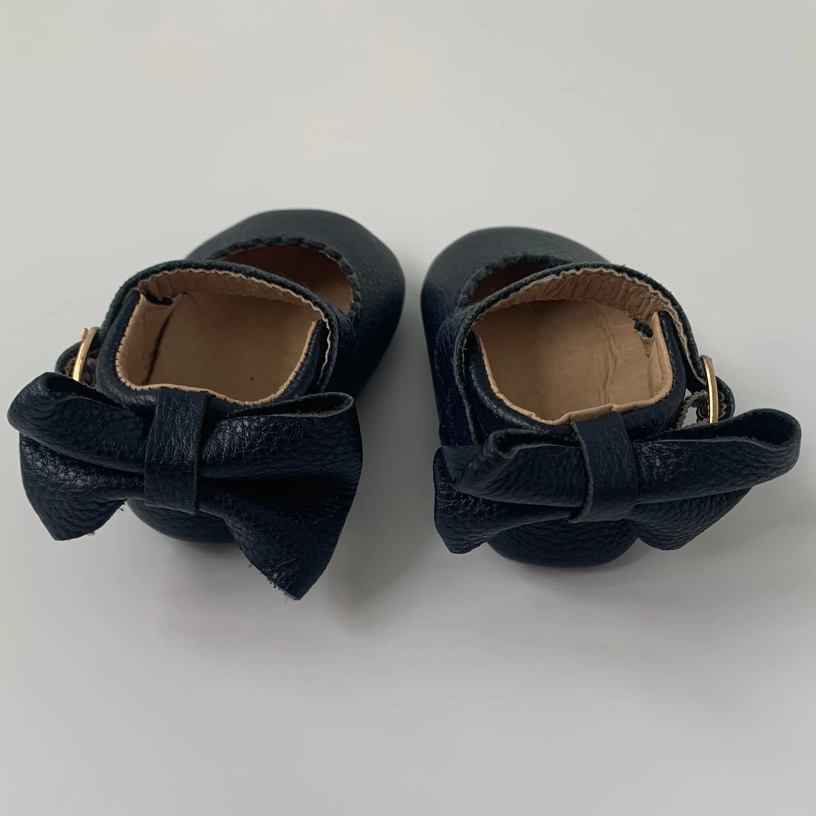 Bohemia's Closet Navy Bow Pram Shoes: 6-12 Months (Brand New)