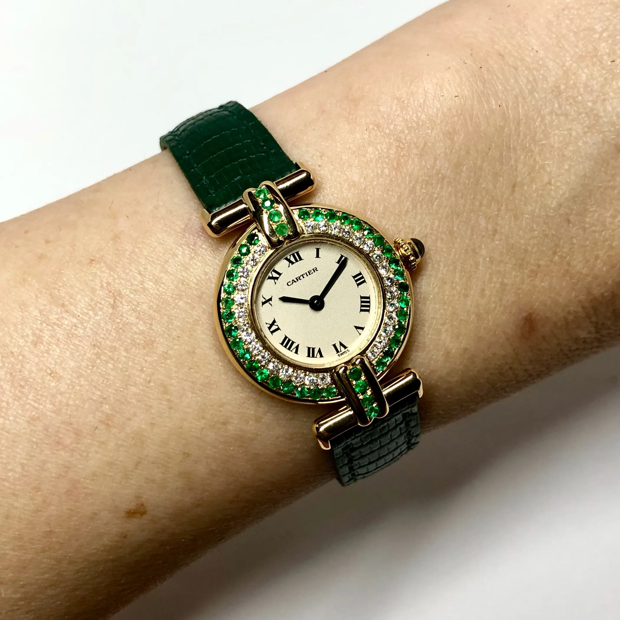 CARTIER VERMEIL COLISEE Quartz 18K Yellow Gold DIAMONDS & Emeralds Watch