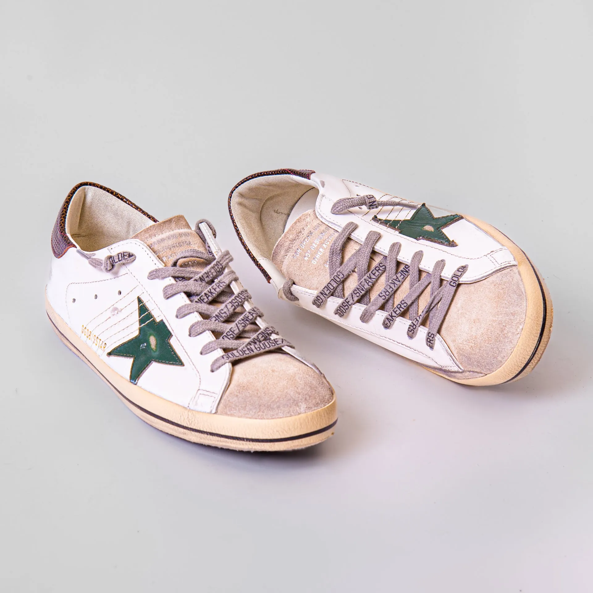 GOLDEN GOOSE SNEAKERS SUPERSTAR GMF00101.F006222 82719 