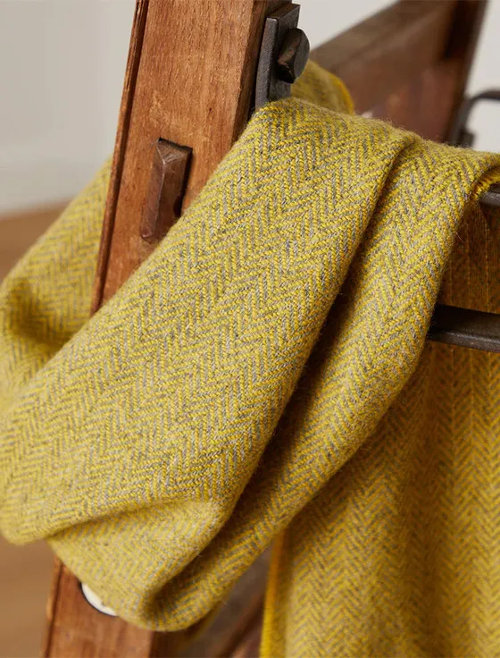 Lambswool Scarf - Gold Herringbone