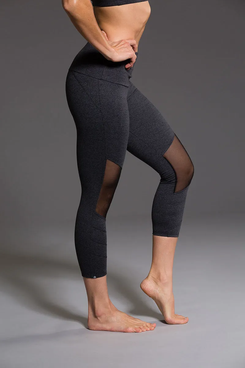 Last Chance! Onzie Flow Moto Midi Legging 2035