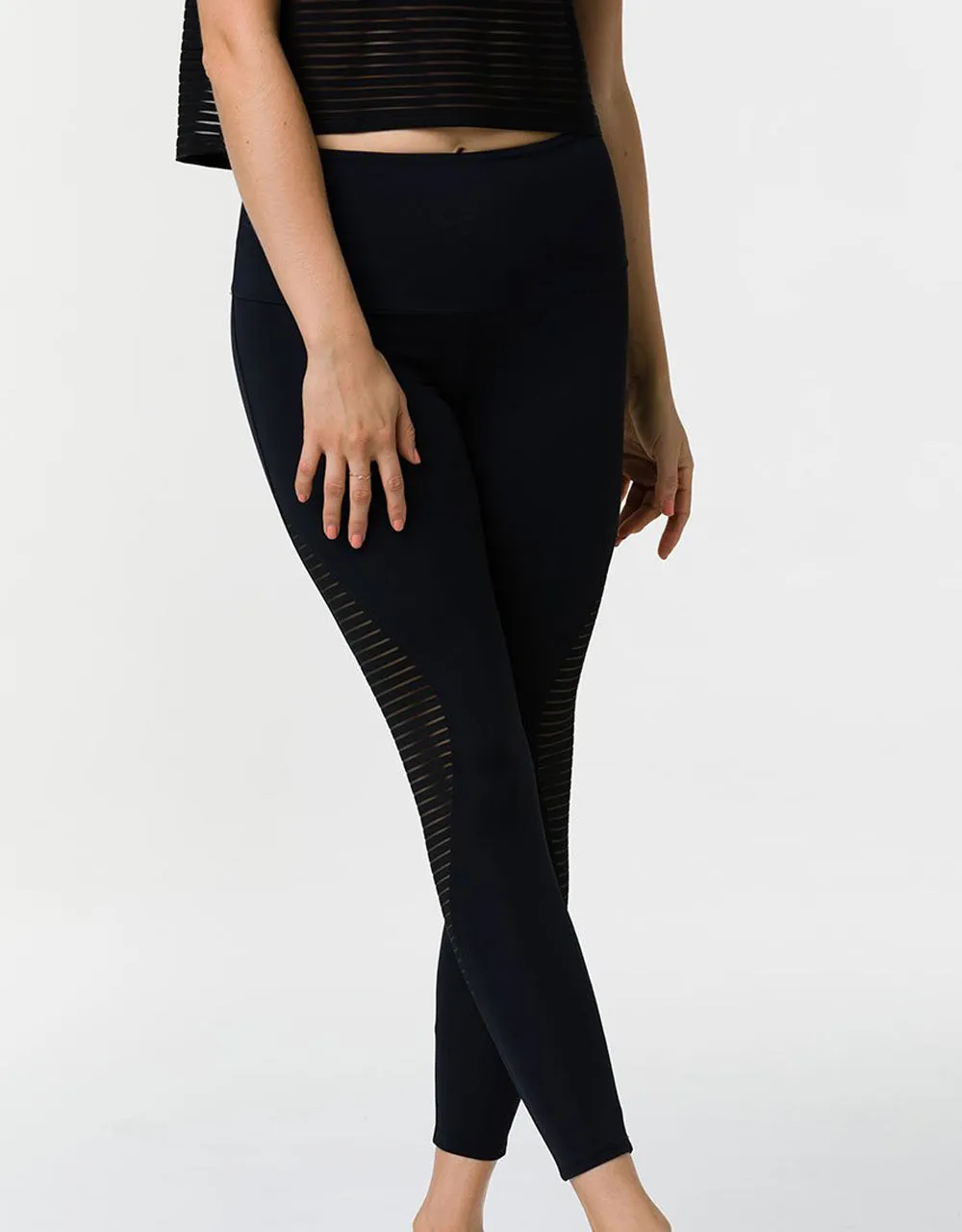 Onzie Flow Shape Midi Legging 2231