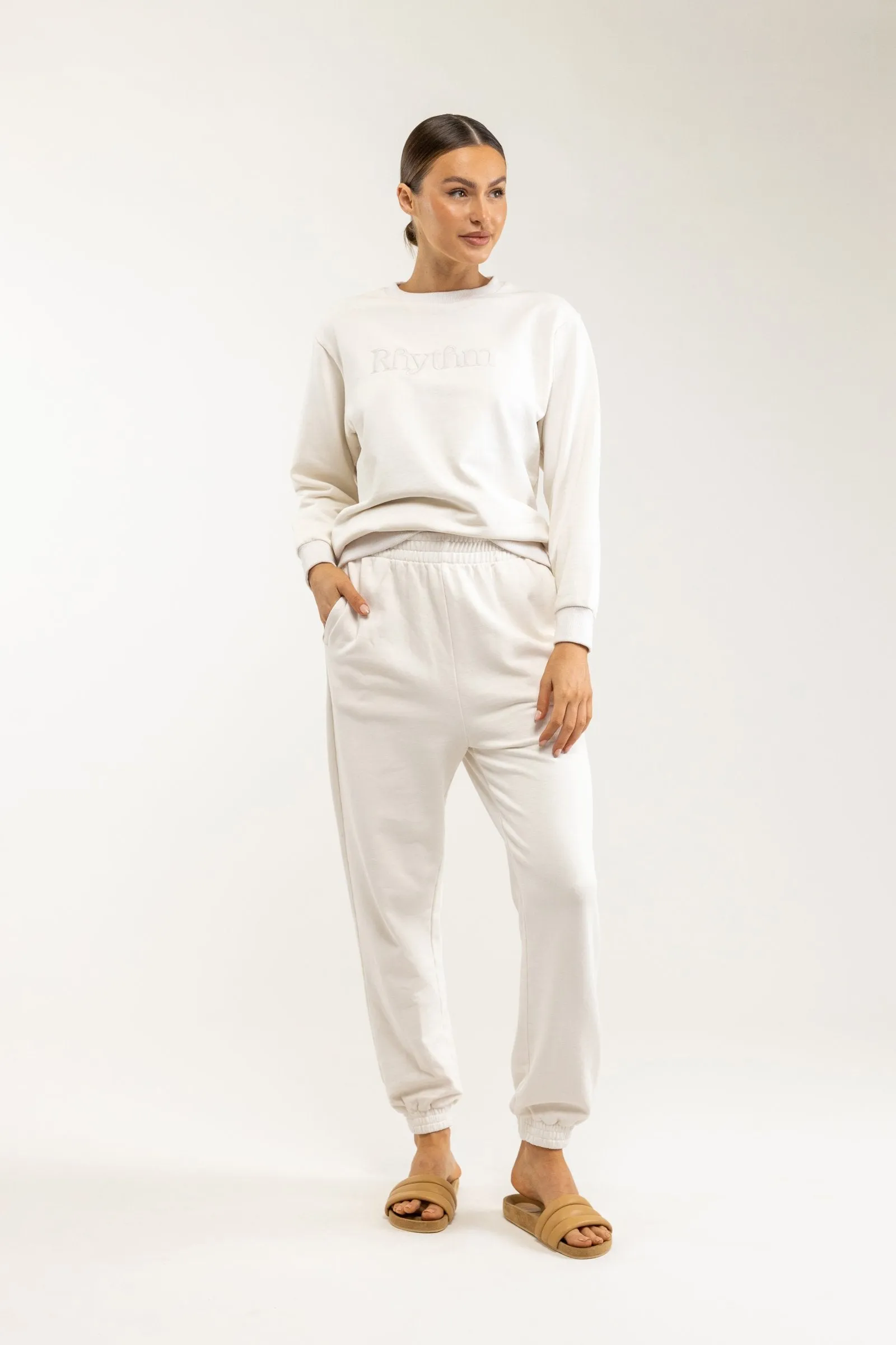 Riki Overdye Fleece Trackpant Off White