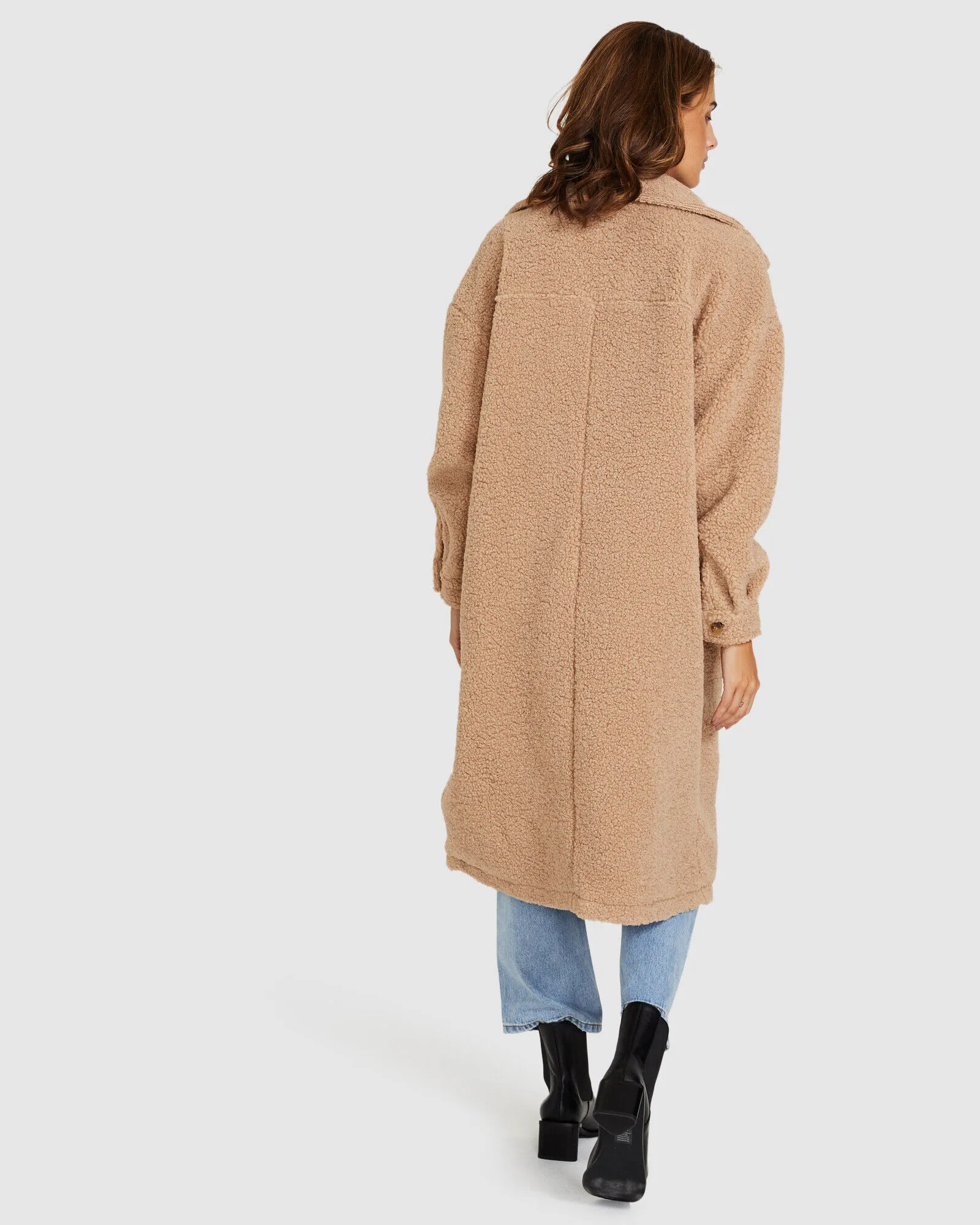 Subtitled Ava Borg Pocket Coat Tan