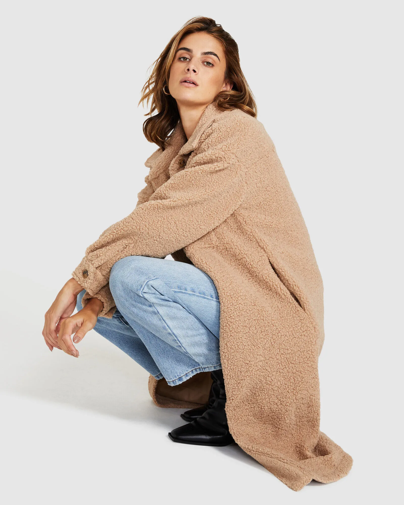 Subtitled Ava Borg Pocket Coat Tan