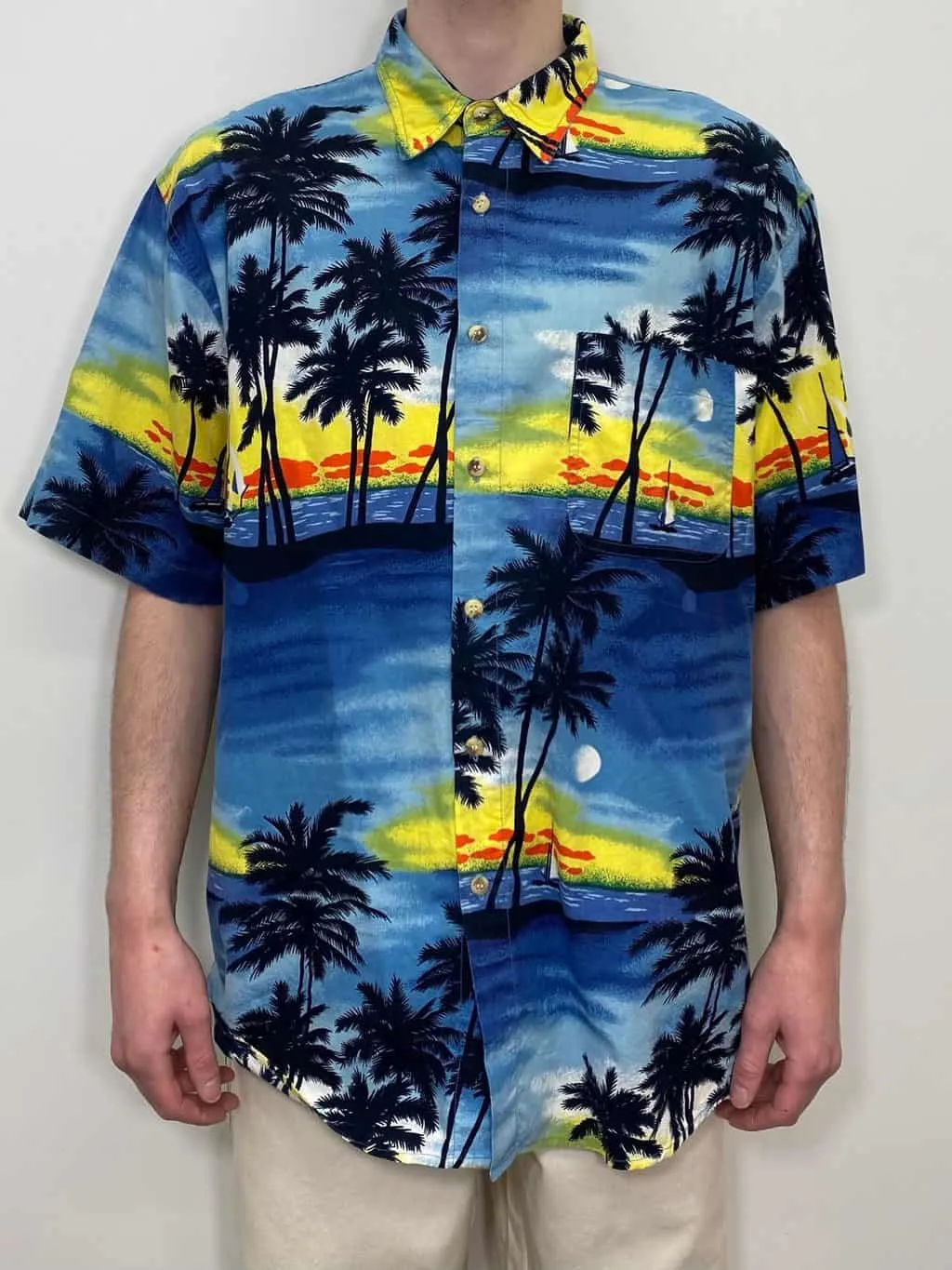 Vintage Tropical Hawaiian Shirt with Moonlit Palm Trees Blue Bright Pattern – 2XL / 3XL