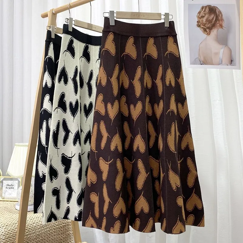 Woman Casual Heart Shaped Winter Elastic High Waist Pleated Knitted Midi Skirt