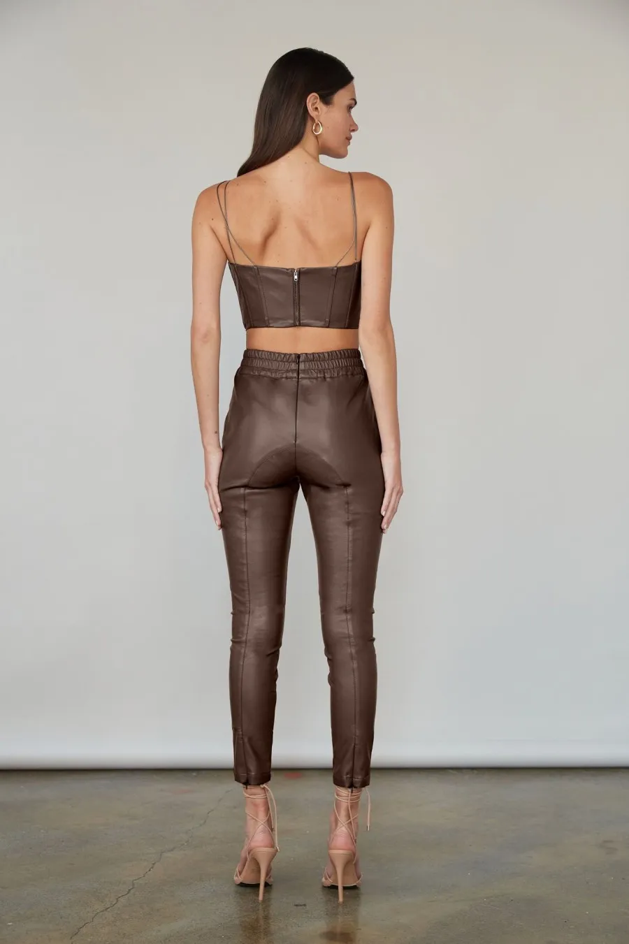 Women Atoir  | Lyra Crop Chestnut