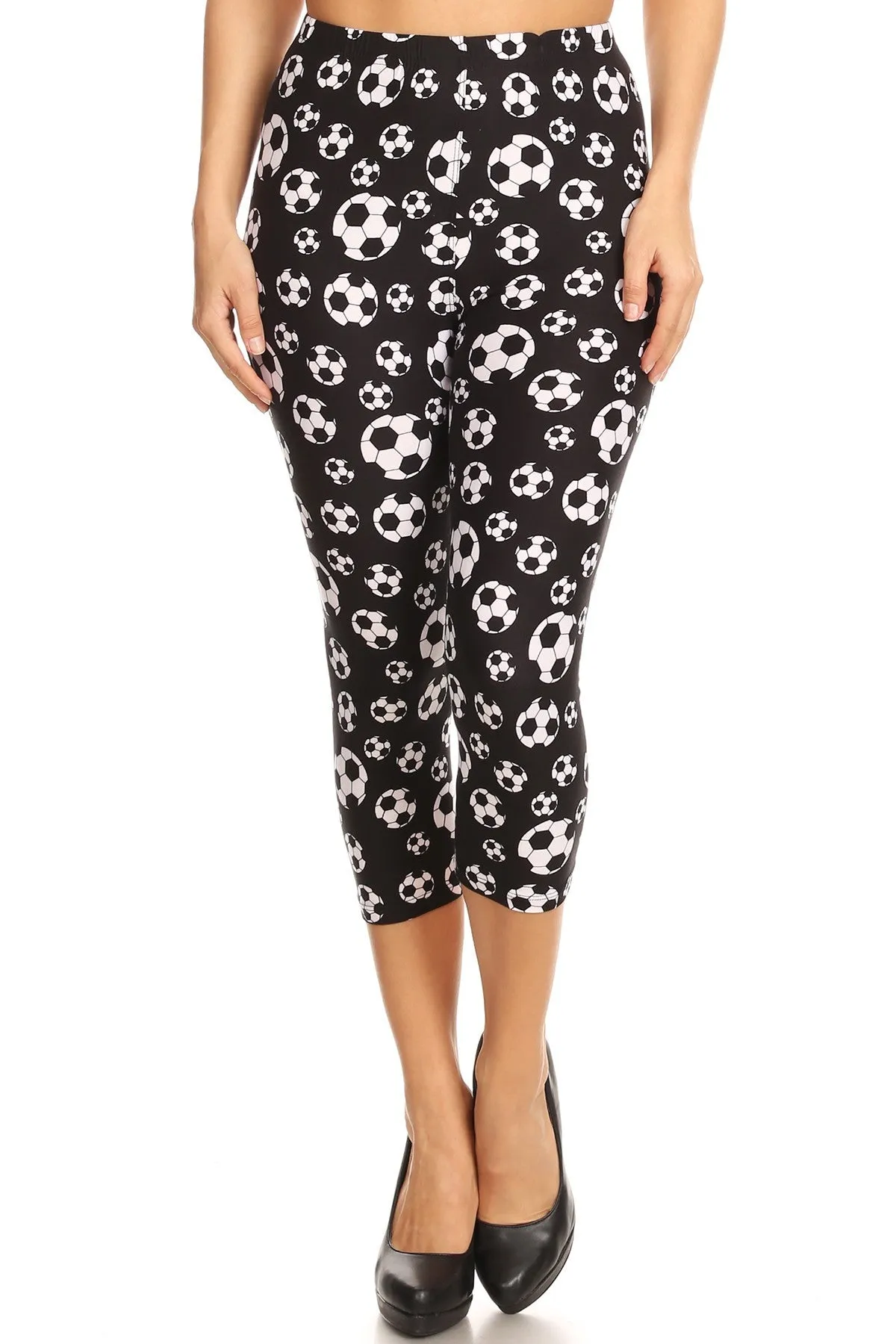 Women's Plus Soccer Ball Sports Printed Cropped Capri Leggings